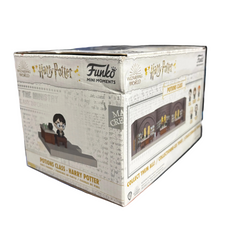 Funko Mini Moments - Harry Potter: Potion Class - Harry Potter (some box damage)