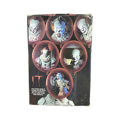 NECA IT: pennywise (box damage)