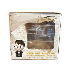 Funko Mini Moments - Harry Potter: Potion Class - Harry Potter (some box damage)