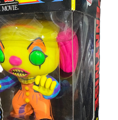 Funko Pop! It The Movie: Pennywise (Special Edition) #55 (minor damage on plastic)