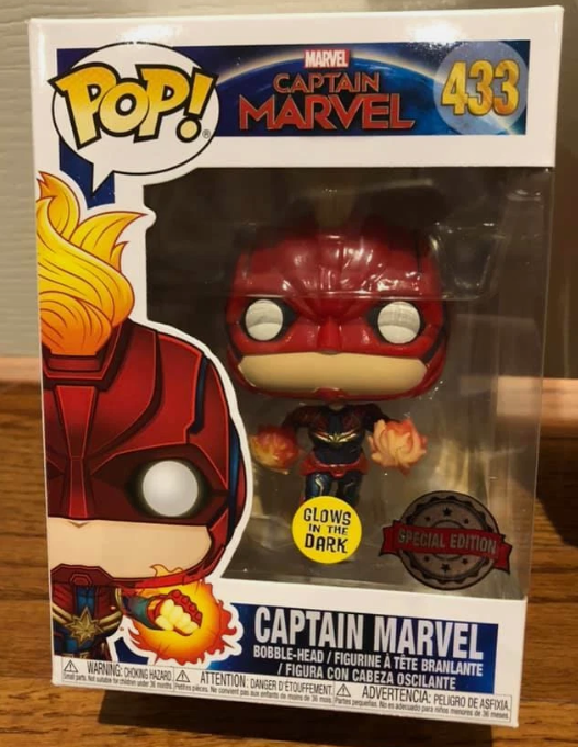 SPECIAL EDITION Funko Pop! Captain Marvel #433 *GLOW IN THE DARK*